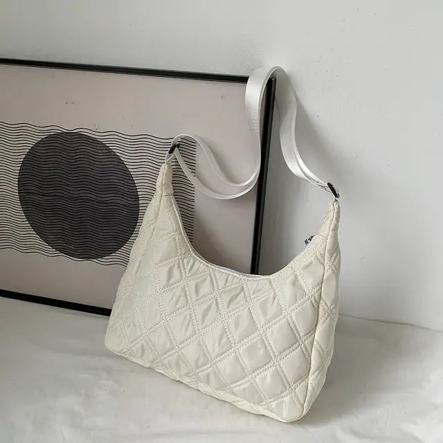 Lattice Pattern Shoulder Bag