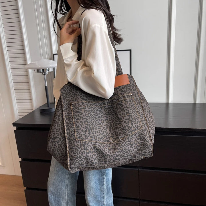 Oversized Leopard Prints Shoulder Bags For Women Deformable Canvas Large Capacity Shopping Totes 2023 Winter New Luxury Handbags