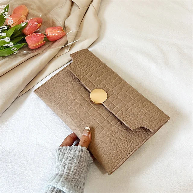 Casual Ladies Clutch Bag 2023 New Minimalism Handheld Envelope Bags Felt Indentation Handbag Solid Color Business Women's Bag