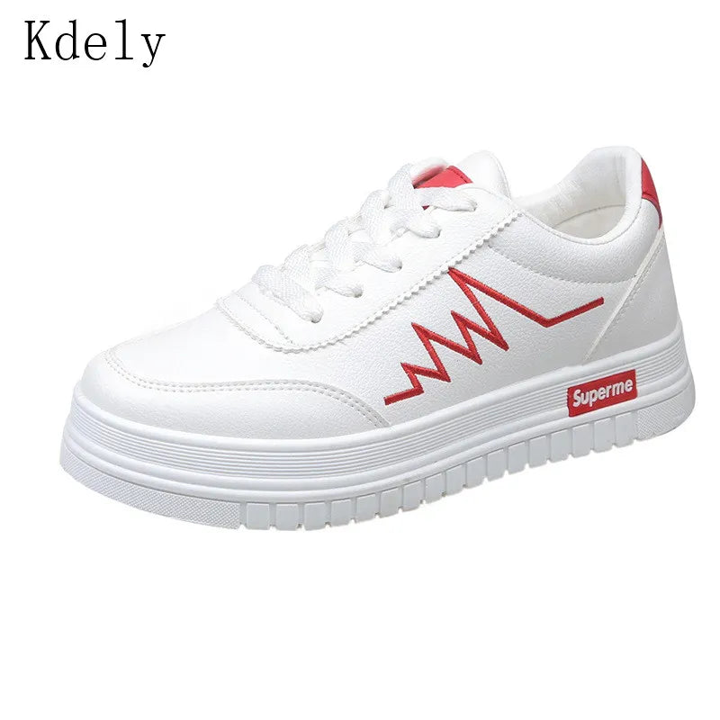 Women Casual Shoes 2019 New Women Sneakers Fashion Breathable PU Leather Platform White Women Shoes Soft Footwears plus Size 40