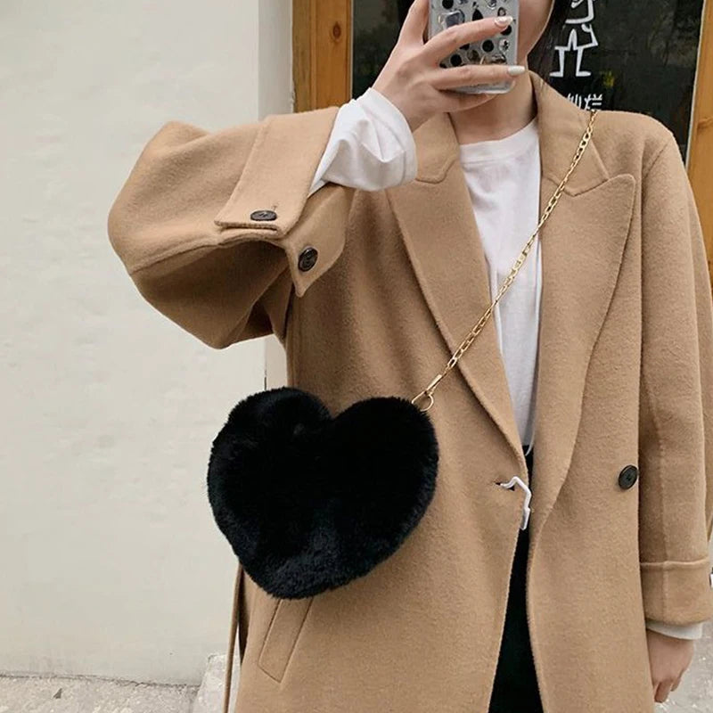 Fashion Women's Heart Shaped Handbags Cute Faux Fur Crossbody Bags  Lady Soft Plush Chain Shoulder Bag Shopper Totes