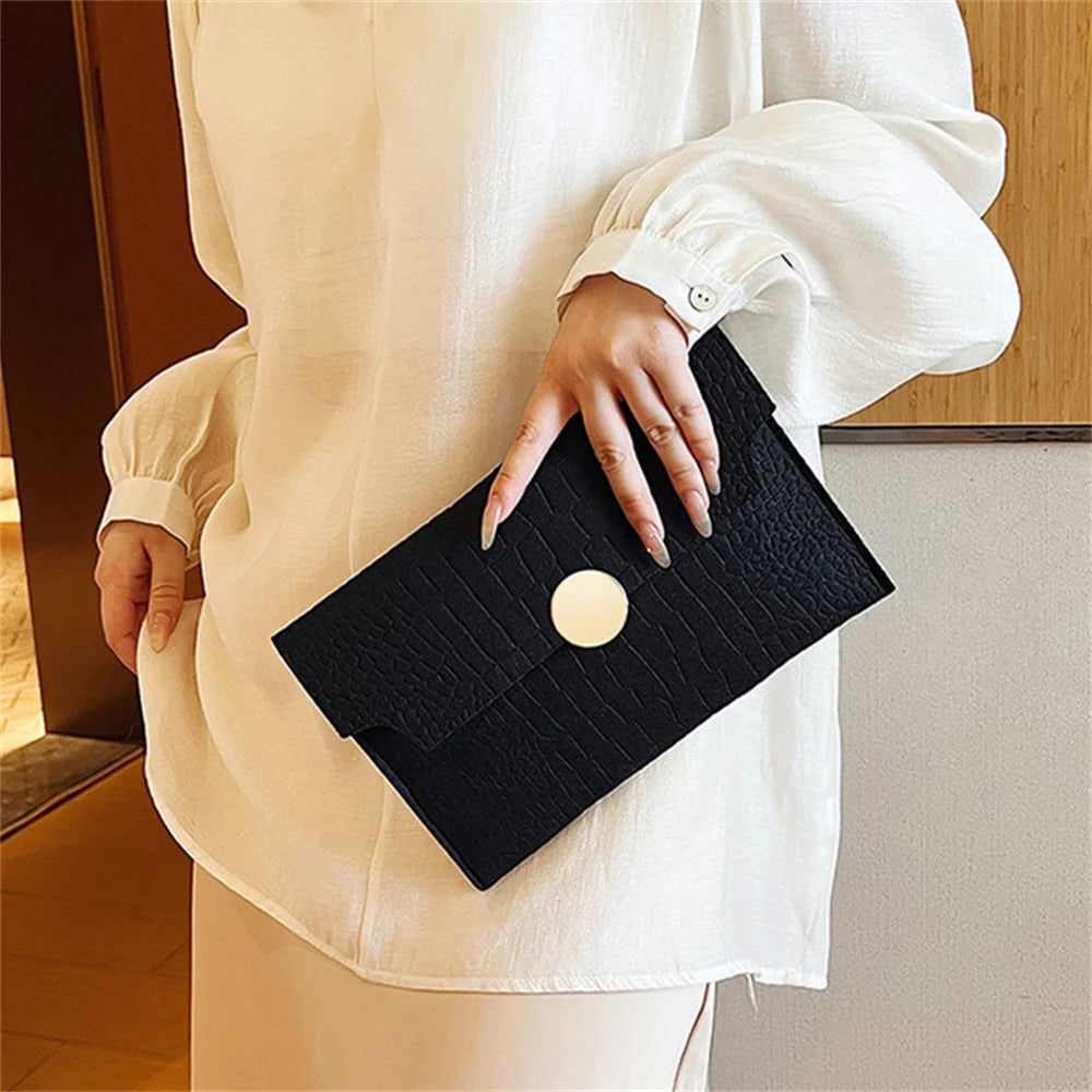 Casual Ladies Clutch Bag 2023 New Minimalism Handheld Envelope Bags Felt Indentation Handbag Solid Color Business Women's Bag